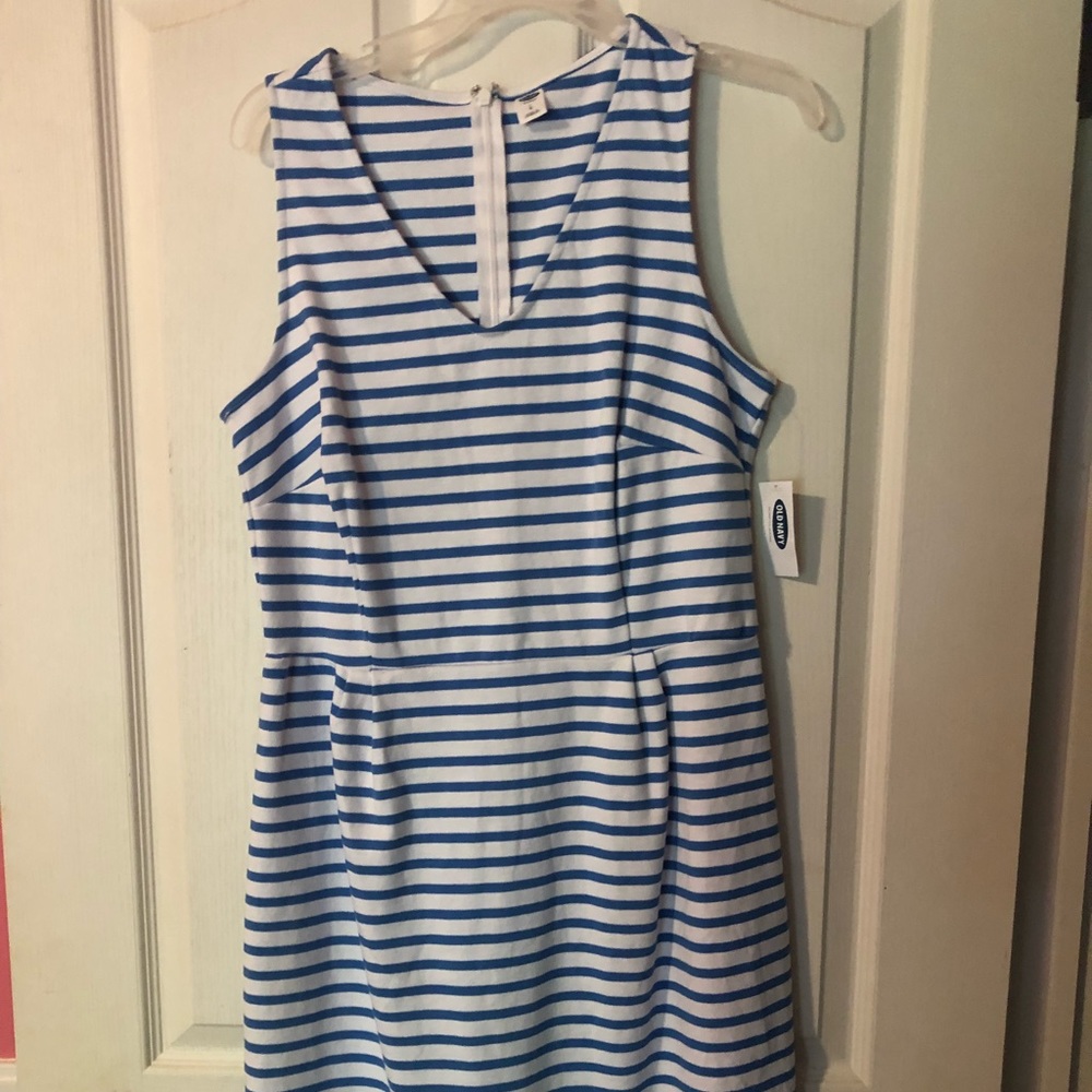 BNWT. Old navy dress